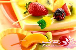 هندوانه، انگور، توت فرنگی