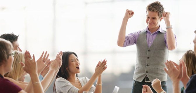 7_کار_افراد_خلاق_در_10_دقیقه_اول_شروع_یک_روز_کاری