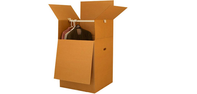 _جمع_کردن_لباس_ها_برای_اسباب_کشی