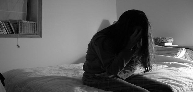 چرا_بعضی_از_زنان_پریودهای_سخت_تری_نسبت_به_بقیه_دارند؟