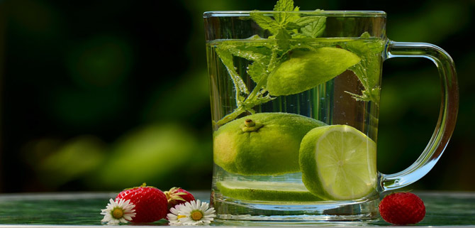 نوشیدنی_سالم_برای_افراد_مشغول_