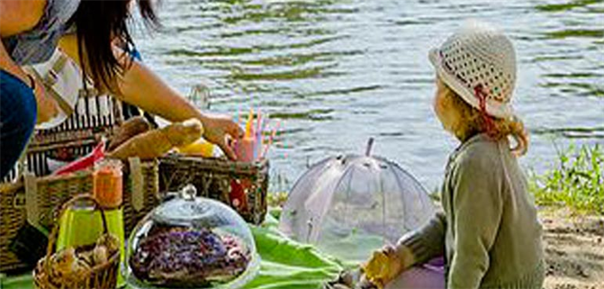 4_فایده_بیرون_رفتن_با_خانواده