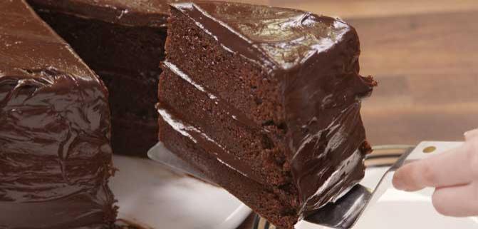 نکات_کلیدی_برای_درست_کردن_کیک_شکلاتی