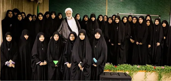 مدارس مذهبی چگونه مدرسه ای است؟