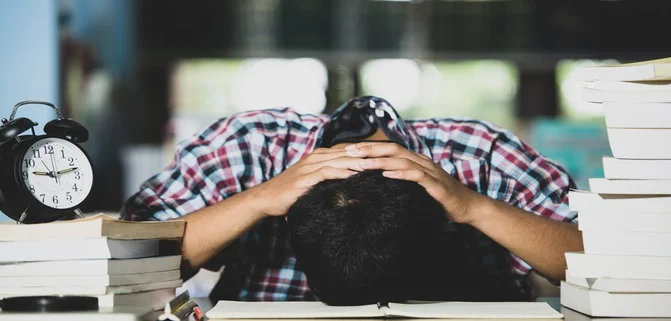 اهمیت_سلامت_روان_برای_دانش_آموزان_دبیرستانی