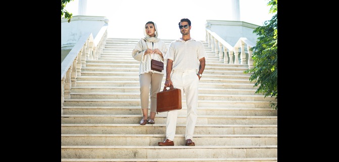 کیف_چرم_طبیعی_زنانه؛_انتخابی_ماندگار_برای_هر_بانوی_شیک‌پوش