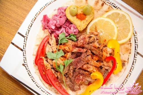 فودكورت راه چوبى تهران