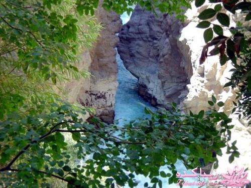 آب ملخ، آبشار آفت کش (سمیرم )