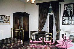 بیو گرافی نویسندگان و شعرا ... 