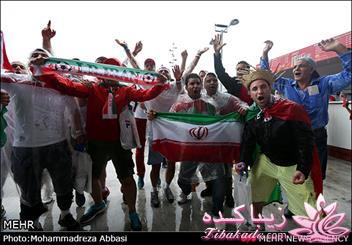 تماشاگران دیدار ایران وبوسنی