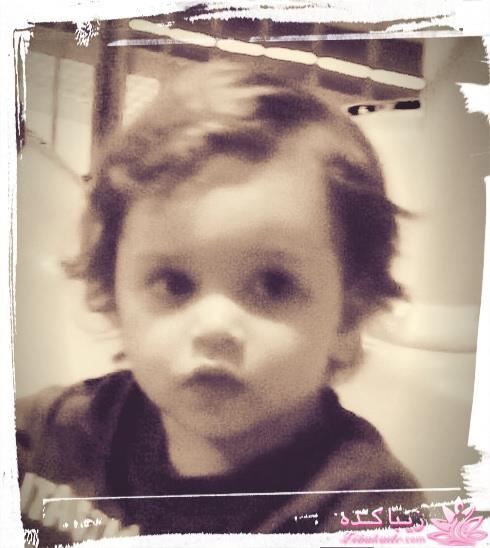 عکس خودت وخودمو و خودش و دخترشو دخترمو کسی که دوسش داره رو  بذاره ه ه 