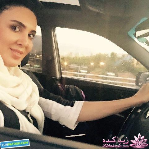 عکس لیلا بلوکات داخل اتومبیلش