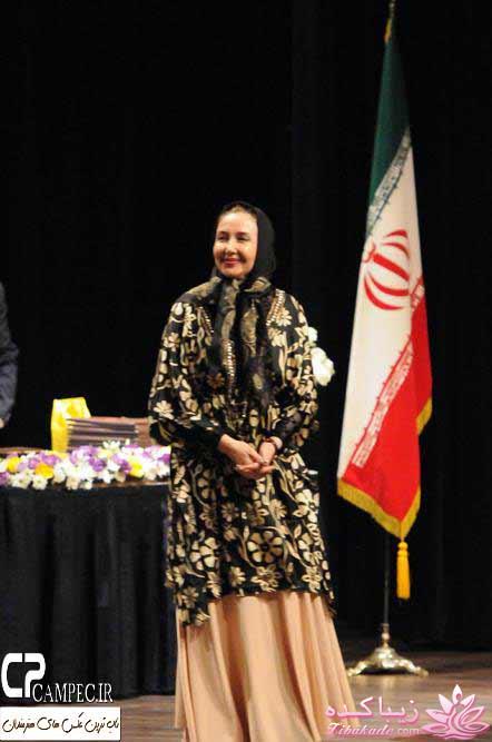 کتایون ریاحی با پوشش جدیدش در اختتامیه جشنواره فیلم و عکس مادر