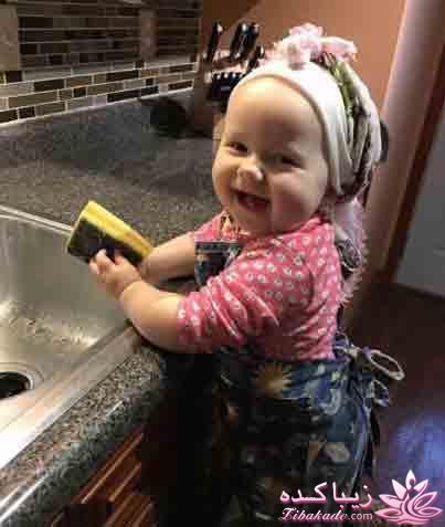 بدندید = بدانید + بخندید