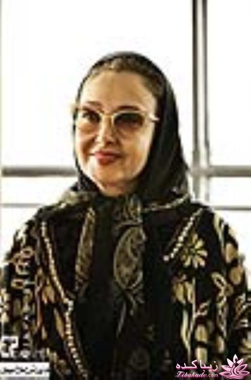 کتایون ریاحی با پوشش جدیدش در اختتامیه جشنواره فیلم و عکس مادر