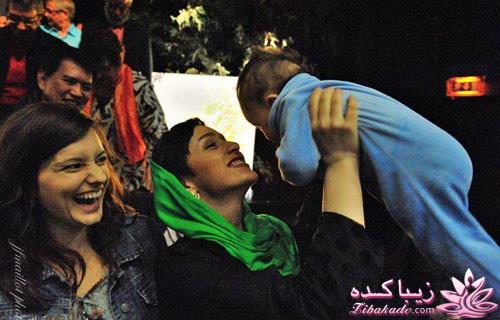 عکس های ترانه علیدوستی به همراه دختر و همسرش در جشنواره فیلم وزول