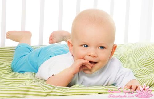 علائم و نشانه های در آمدن اولین دندان کودک