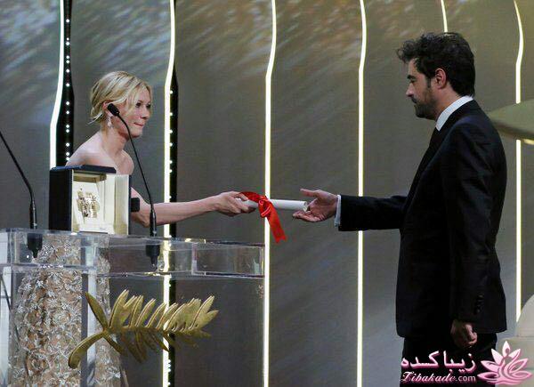 فرهادی:خوشحالم مردمم را شاد کردم/حسینی: جایزه برای مردم ایران است