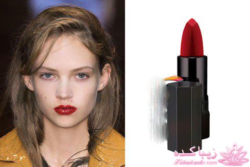 چه رنگ رژلب برای تابستان امسال مد است ؟