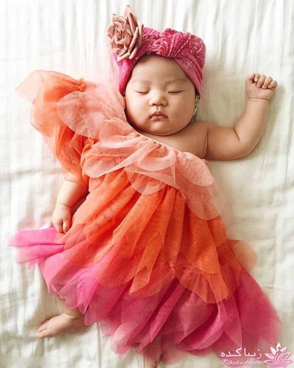 خلاقیت مادری در هنگام عکاسی از فرزندش 