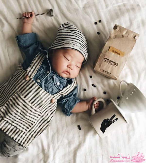 خلاقیت مادری در هنگام عکاسی از فرزندش 