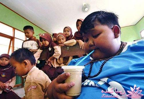 به مدرسه رفتن چاقترین پسر دنیا 