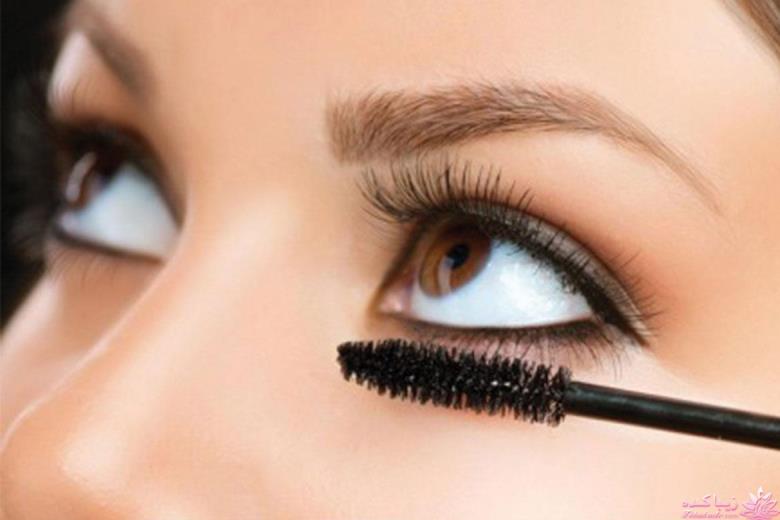 با ریمل چشمانمان را جذاب تر کنیم