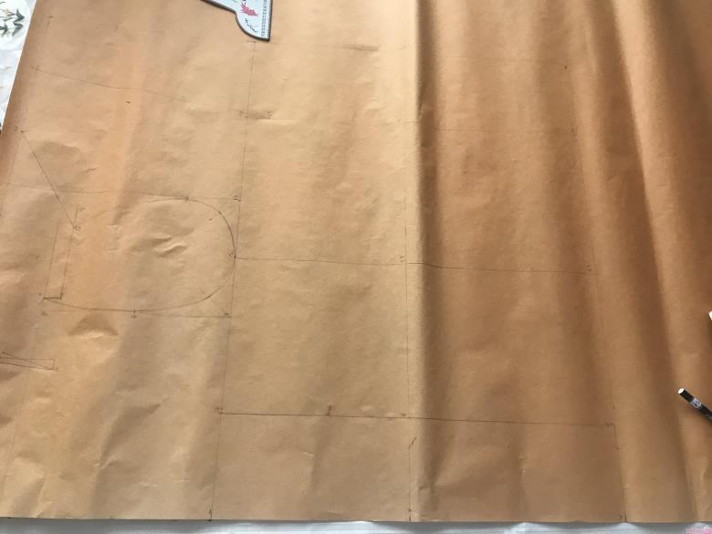 آموزش دوخت مانتو مجلسی