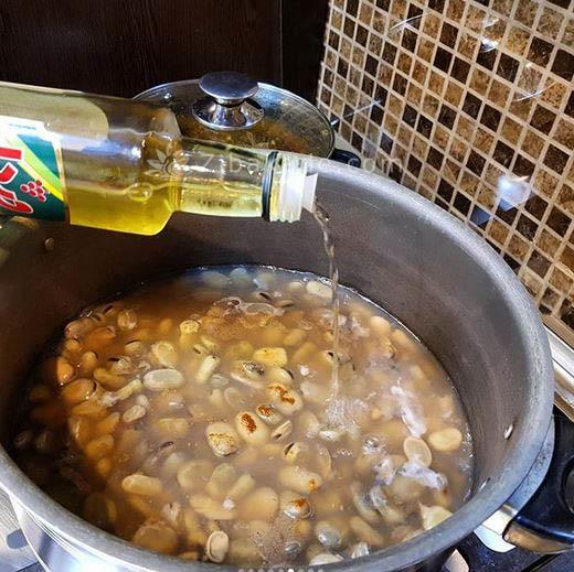 درست کردن تنقلات شب یلدا