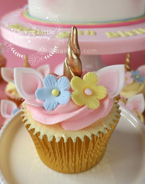 تم تولد اسب تک شاخ - Unicorn