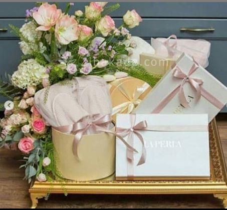 تزیین جایگاه عروس و داماد | تزیینات جشن نامزدی در خانه 