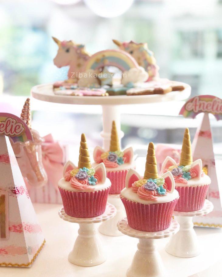 تم تولد اسب تک شاخ - Unicorn