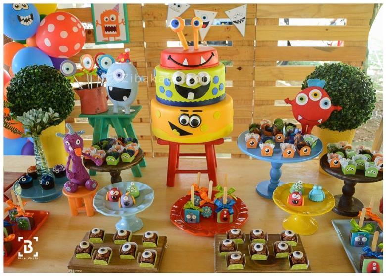 تم تولد هیولاها - Monsters