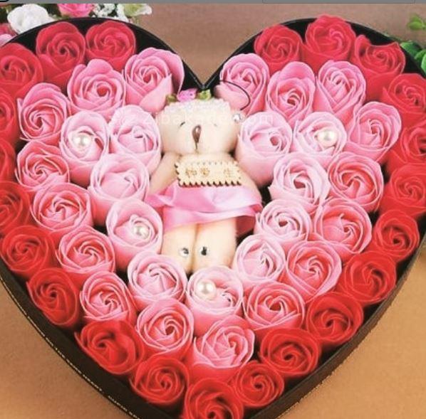 پیشنهاداتی برای خرید هدیه ی ولنتاین و تزیین کادوی ولنتاین