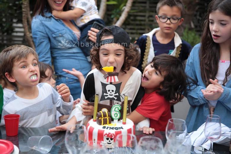 تم تولد دزدان دریایی - Pirates