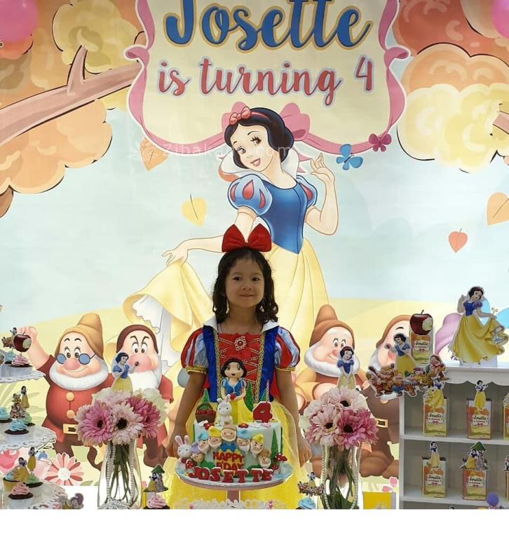 تم تولد سفید برفی - Snow White