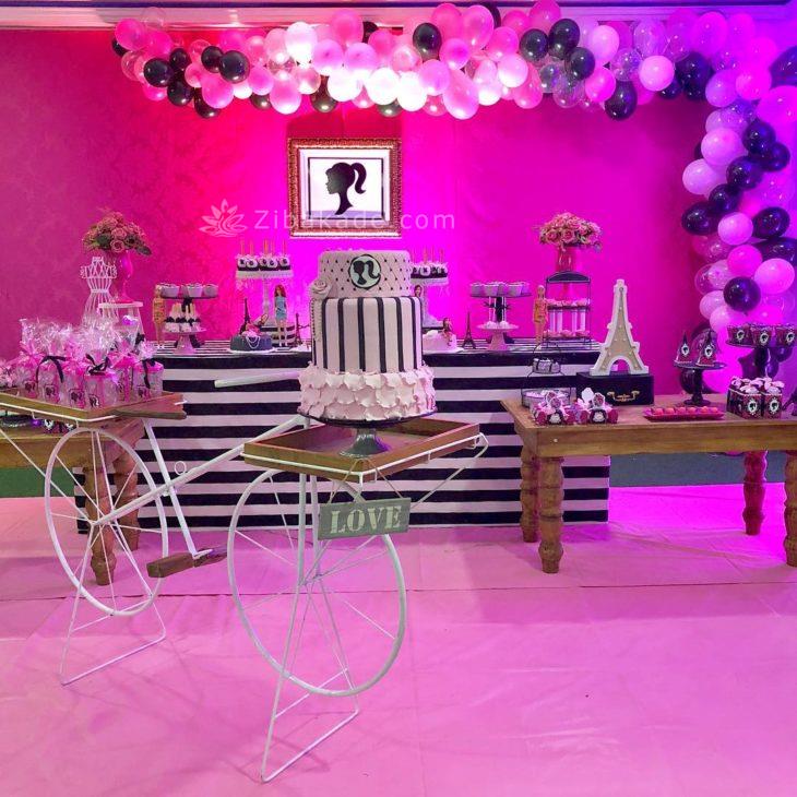 تم تولد باربی - Barbie