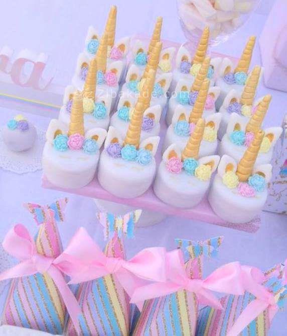 تم تولد اسب تک شاخ - Unicorn