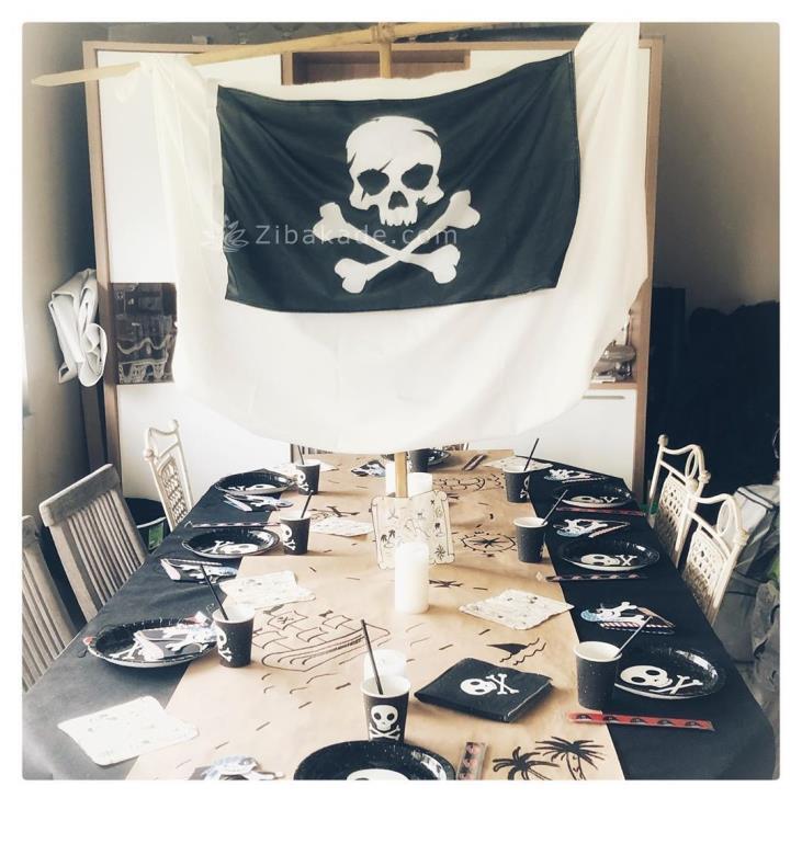 تم تولد دزدان دریایی - Pirates