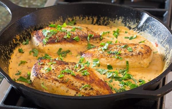 خوراک مرغ و فلفل دلمه ای