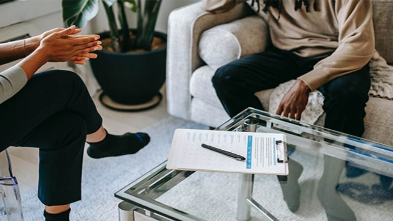 دلایل نیاز به مشاوره روانشناسی برای ایرانیان خارج از کشور 